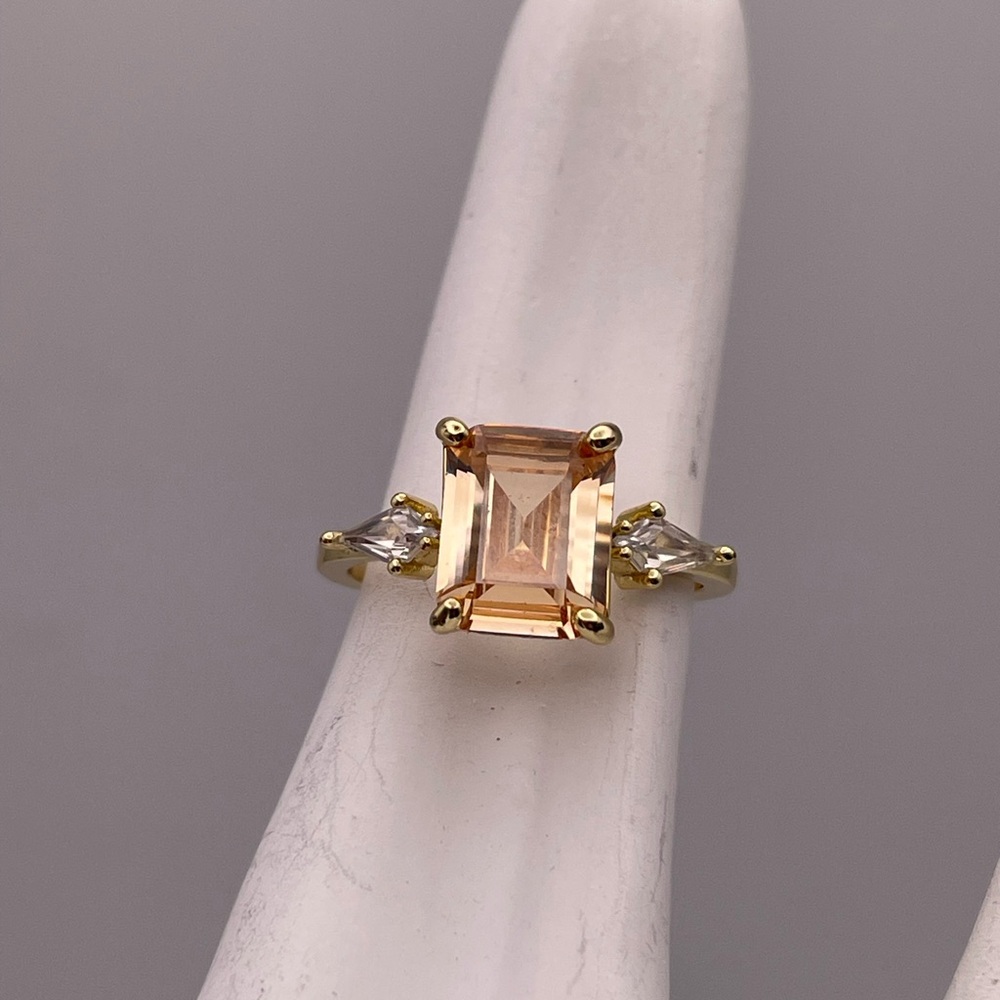 Charter Club Gold Ring with Light Amber Crystal NWOT